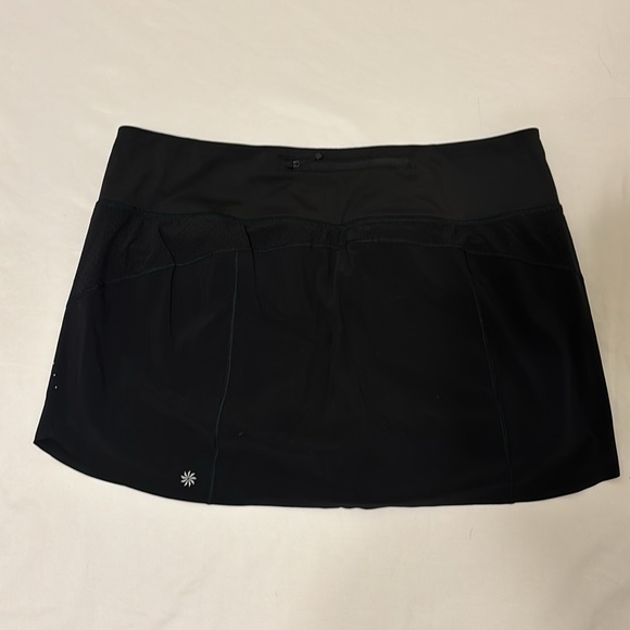 Athleta Run With It 14” Skort - Picture 4 of 9